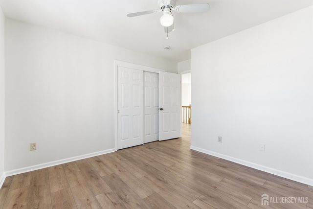 16 Rolling Brook Drive, Edison, NJ 08820