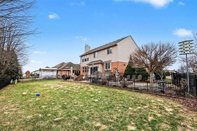 50414 Greycoat Lane, Macomb, MI 48044