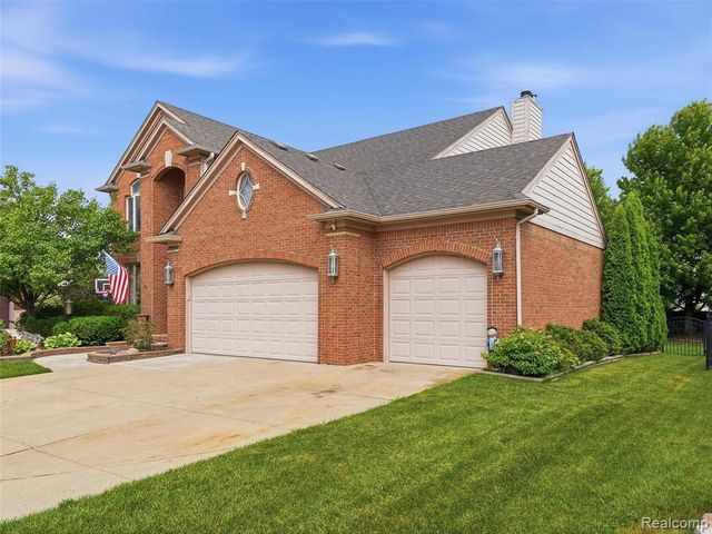 50414 Greycoat Lane, Macomb, MI 48044