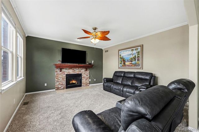 50414 Greycoat Lane, Macomb, MI 48044