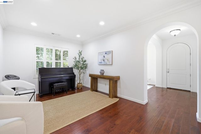 3294 Griffon St, Danville, CA 94506