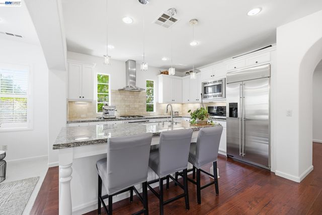 3294 Griffon St, Danville, CA 94506