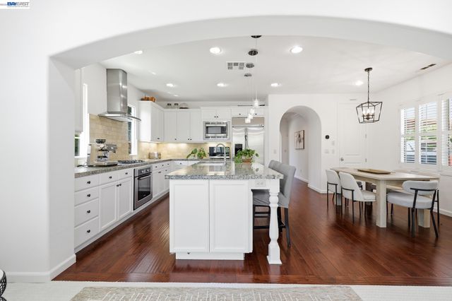 3294 Griffon St, Danville, CA 94506