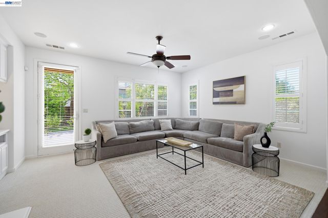 3294 Griffon St, Danville, CA 94506