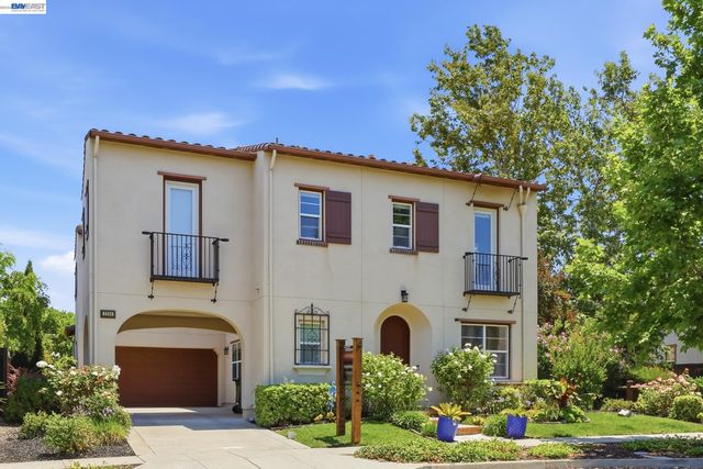 3294 Griffon St, Danville, CA 94506