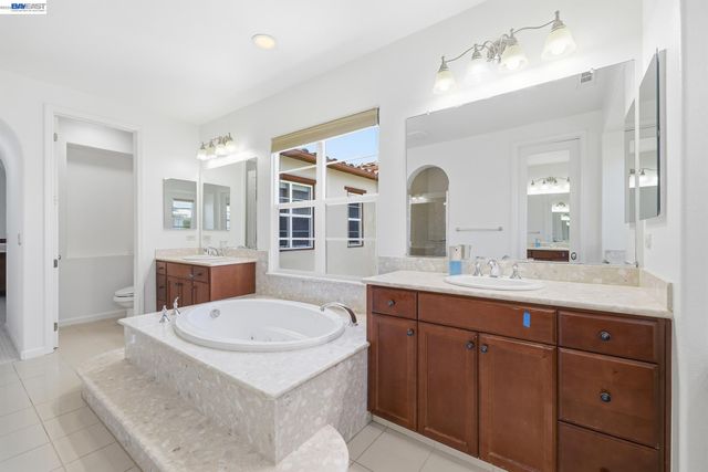 3294 Griffon St, Danville, CA 94506