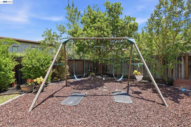 3294 Griffon St, Danville, CA 94506