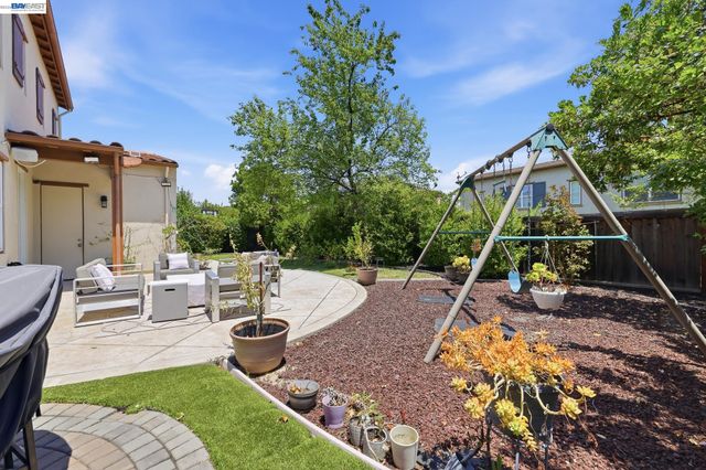 3294 Griffon St, Danville, CA 94506
