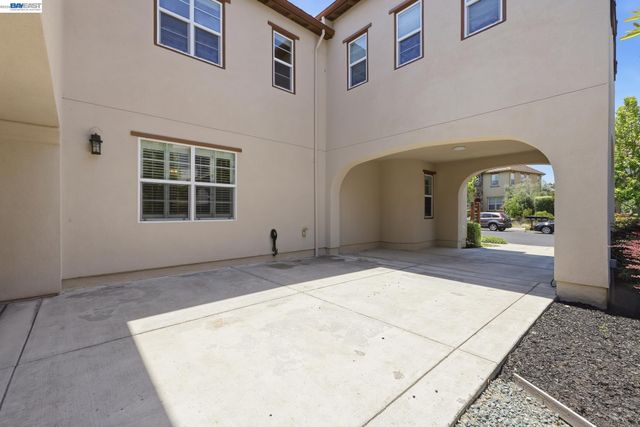 3294 Griffon St, Danville, CA 94506