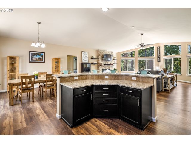 1452 LACOCK KELCHNER Rd, Underwood, WA 98651