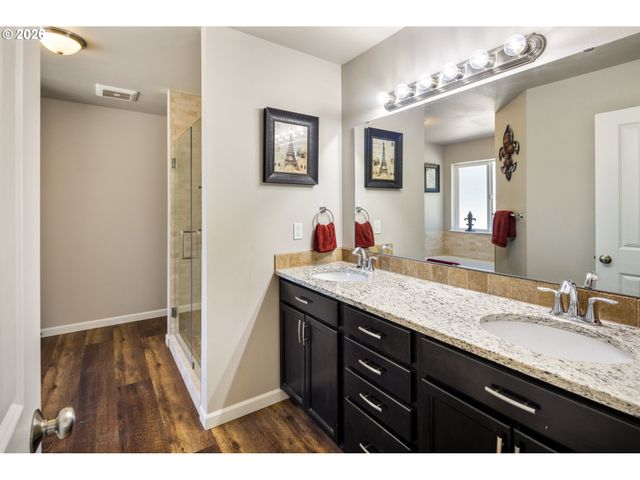 1452 LACOCK KELCHNER Rd, Underwood, WA 98651