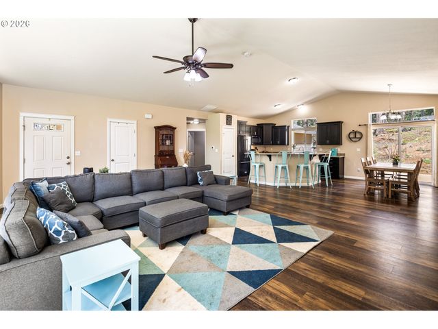 1452 LACOCK KELCHNER Rd, Underwood, WA 98651