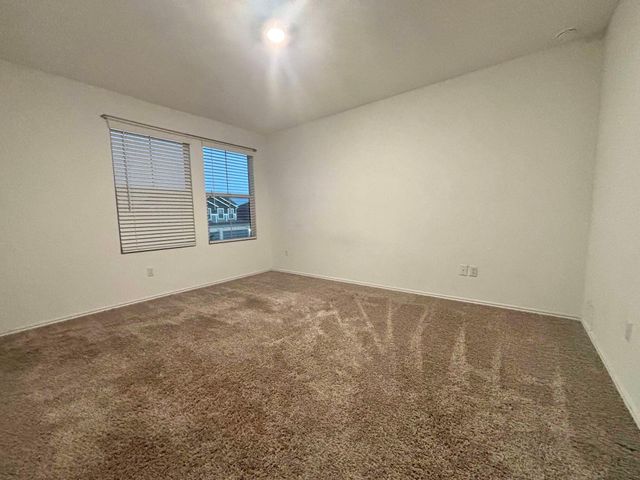 176 Andross LN, Bastrop, TX 78602