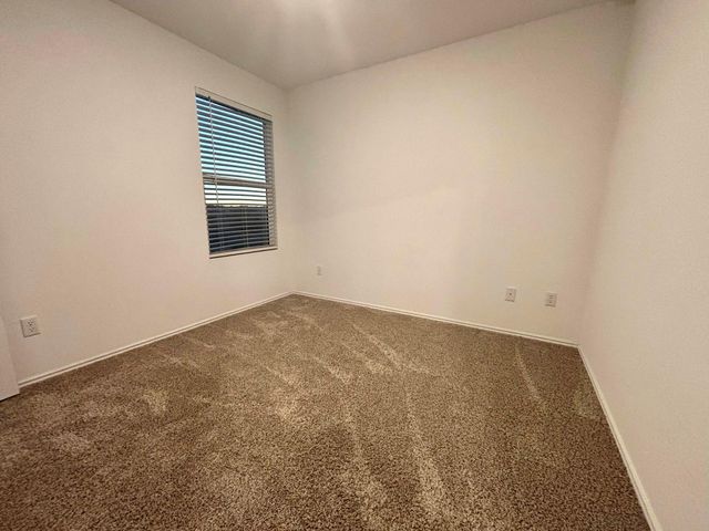 176 Andross LN, Bastrop, TX 78602