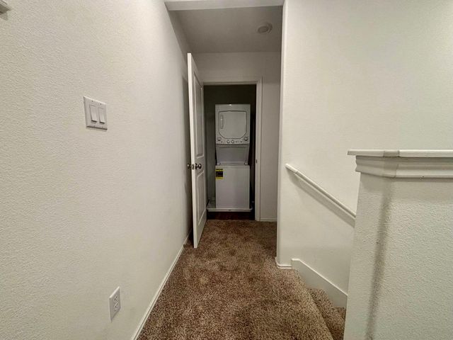 176 Andross LN, Bastrop, TX 78602