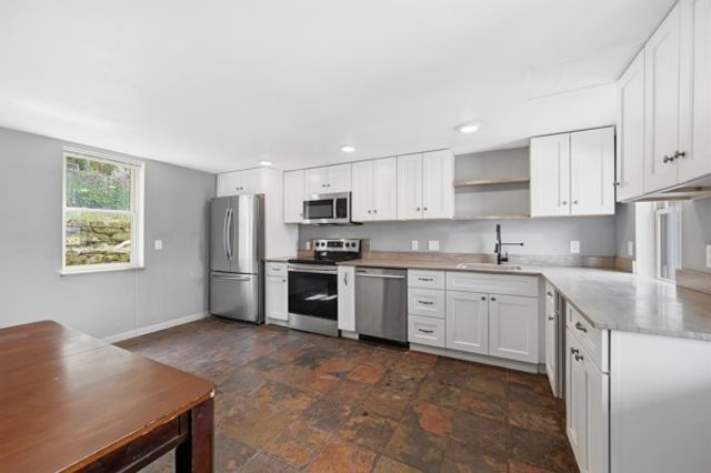 1908 S 18th St, South Side, PA 15203