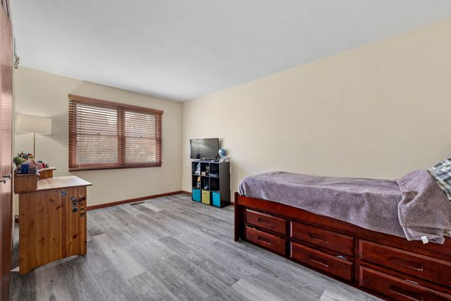 3806 Brenton Drive, Joliet, IL 60431