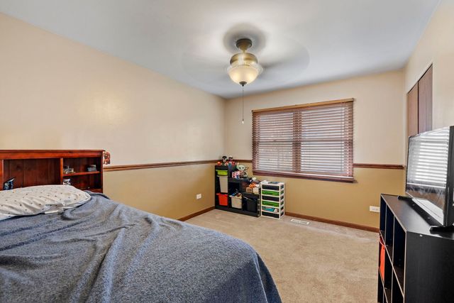 3806 Brenton Drive, Joliet, IL 60431