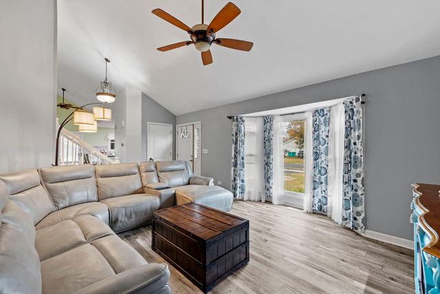 3806 Brenton Drive, Joliet, IL 60431