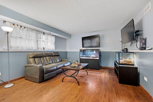 3806 Brenton Drive, Joliet, IL 60431