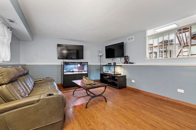 3806 Brenton Drive, Joliet, IL 60431