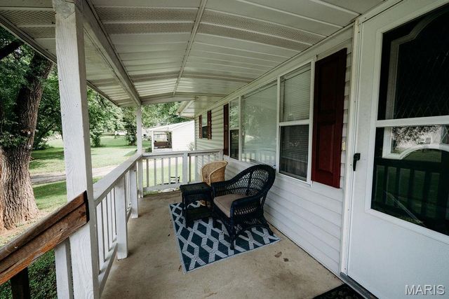 47 Lillian Drive, St Charles, MO 63304