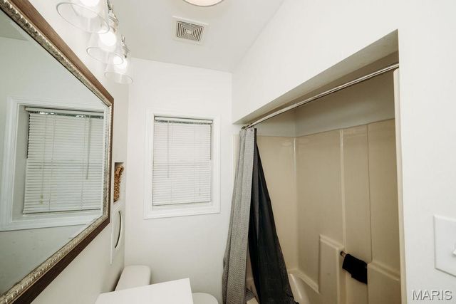 47 Lillian Drive, St Charles, MO 63304