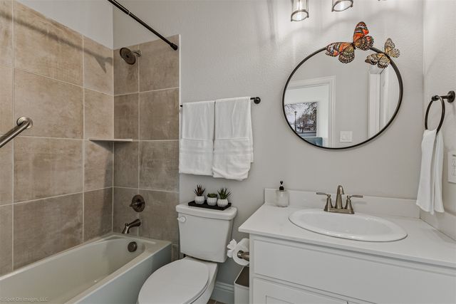 6513 Earley, Mesquite, TX 75126