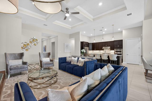 9218 Balsamo Drive, Palm Beach Gardens, FL 33412