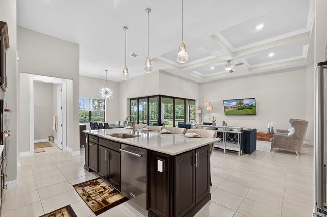 9218 Balsamo Drive, Palm Beach Gardens, FL 33412