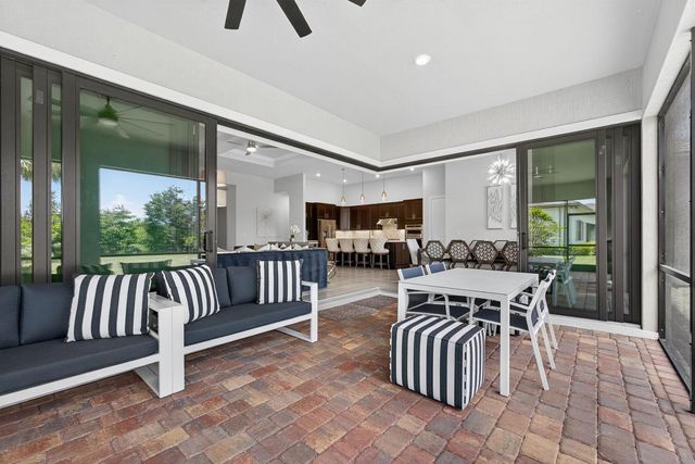 9218 Balsamo Drive, Palm Beach Gardens, FL 33412
