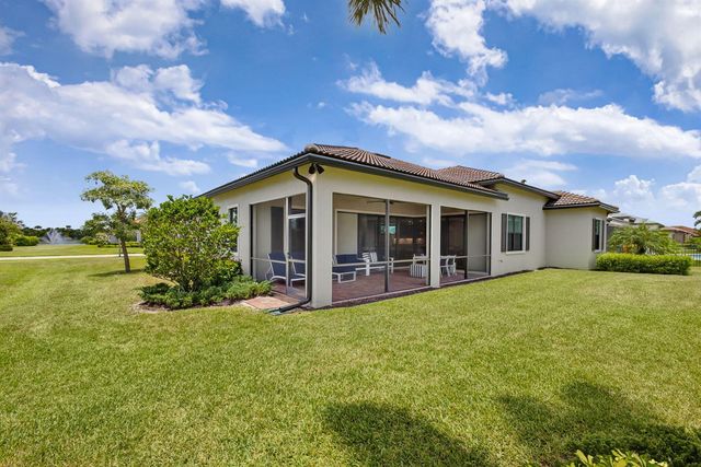 9218 Balsamo Drive, Palm Beach Gardens, FL 33412