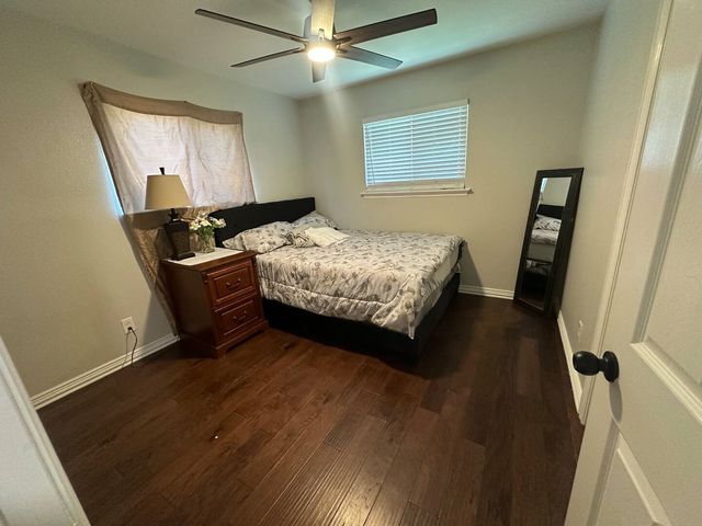 1010 Kings Row, Mckinney, TX 75069