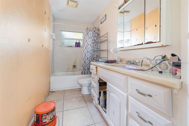 4506 LAKE LAWNE AVENUE, Orlando, FL 32808