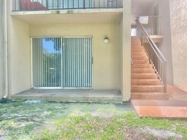 1200 LAKE VICTORIA Drive C, West Palm Beach, FL 33411