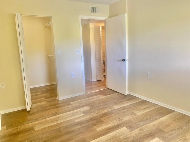 1200 LAKE VICTORIA Drive C, West Palm Beach, FL 33411