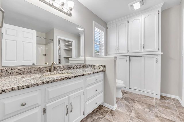 915 NIGHTINGALE COURT, Pulaski, WI 54162