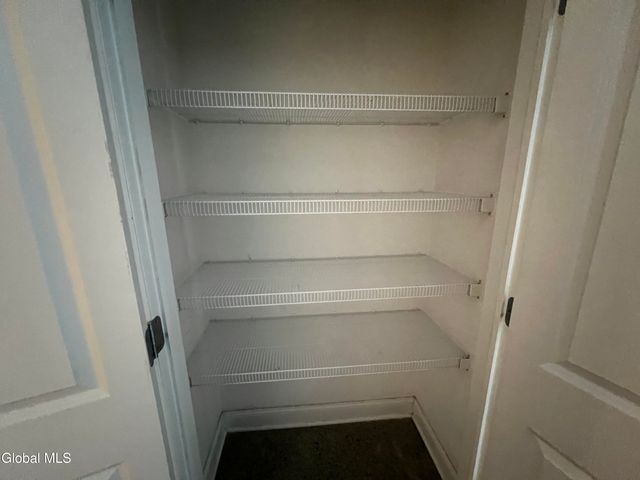 733 Broadway 203, Albany, NY 12207
