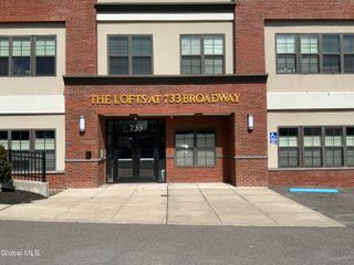 733 Broadway 203, Albany, NY 12207