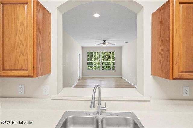 10550 BAYMEADOWS Road 809, Jacksonville, FL 32256