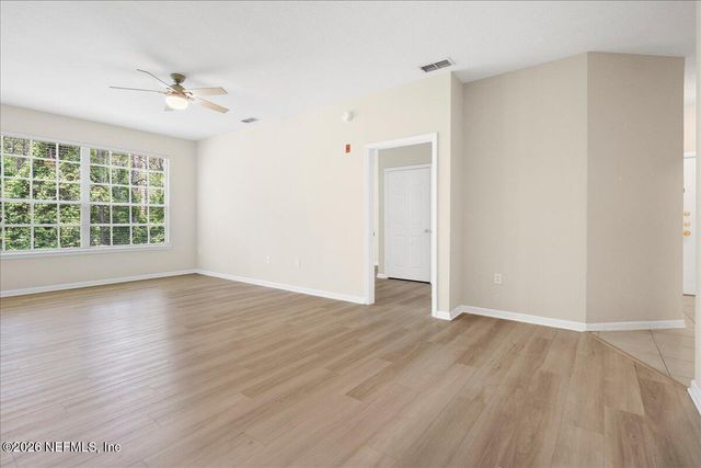 10550 BAYMEADOWS Road 809, Jacksonville, FL 32256