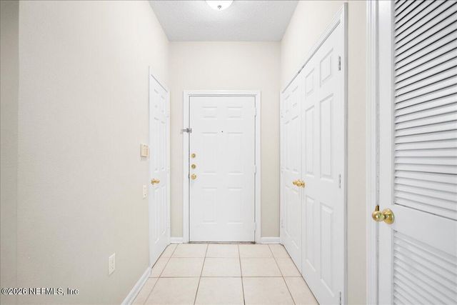 10550 BAYMEADOWS Road 809, Jacksonville, FL 32256