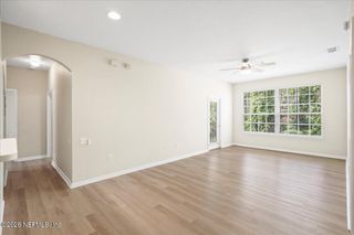 10550 BAYMEADOWS Road 809, Jacksonville, FL 32256