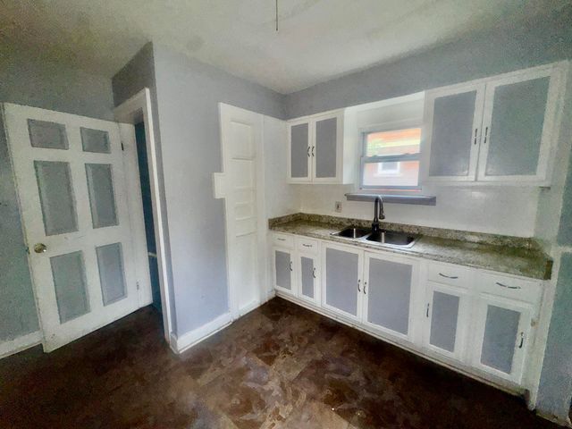 5793 Yorkshire Road, Detroit City, MI 48224