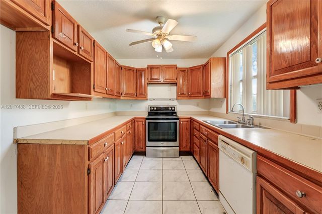 11983 SW 270th St, Homestead, FL 33032