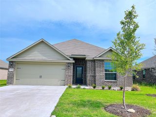 1024 TUMBLEWEED Trail, Crowley, TX 76036