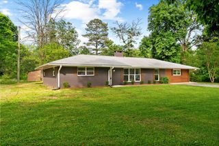 552 Dantzler Circle, Dalton, GA 30721