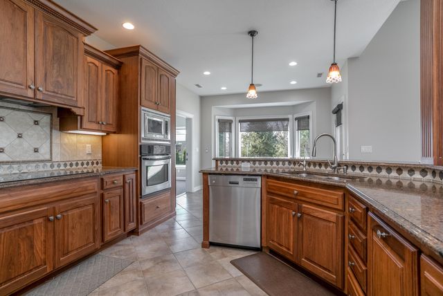 4100 HARTFIELD DR, Columbia, MO 65203