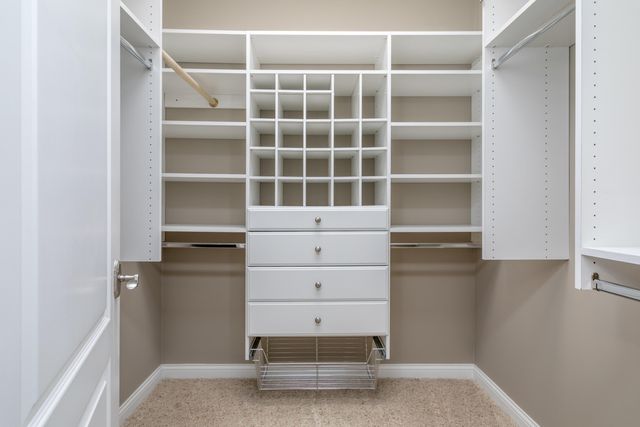 4100 HARTFIELD DR, Columbia, MO 65203