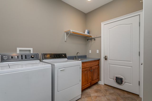 4100 HARTFIELD DR, Columbia, MO 65203